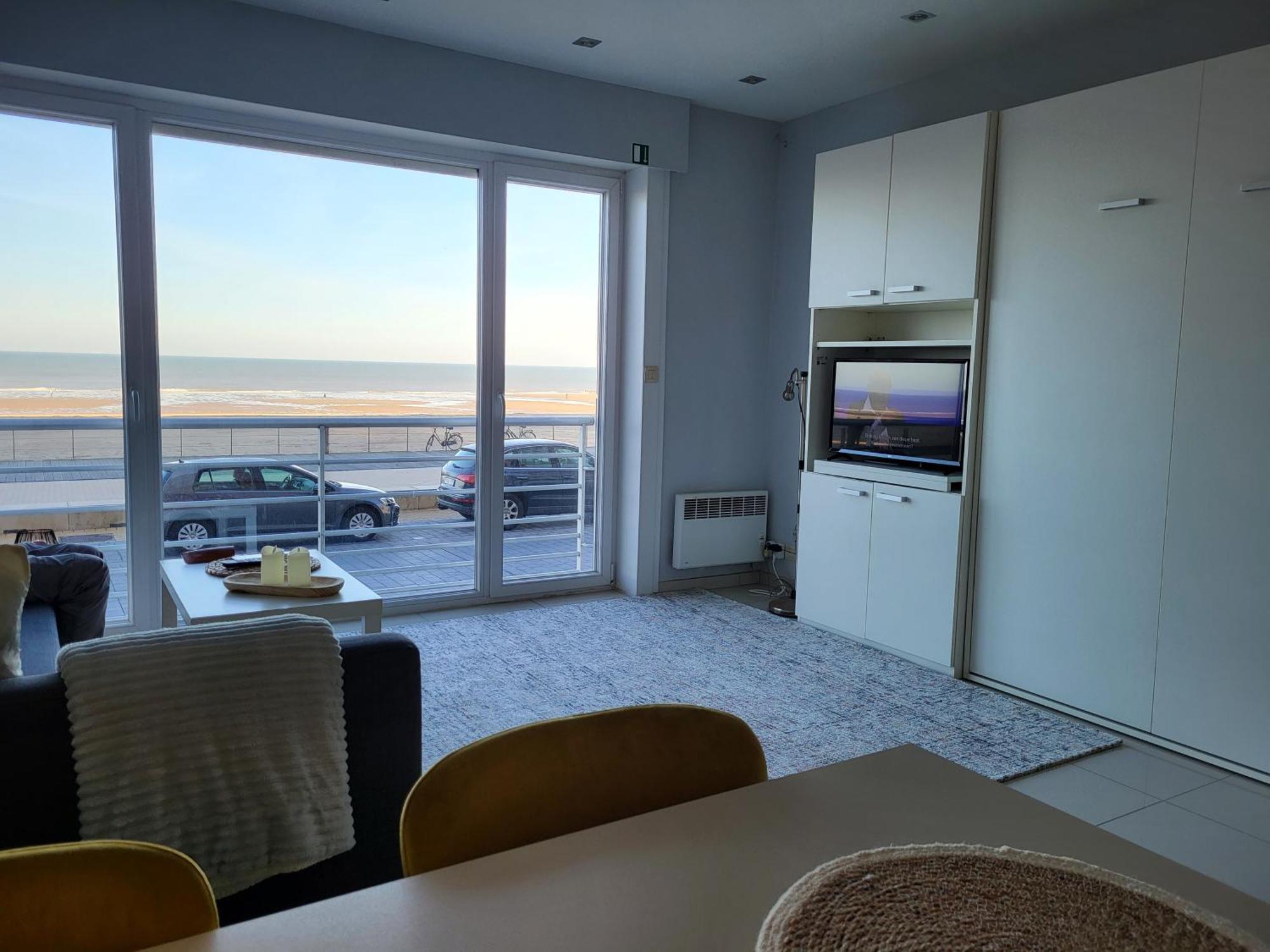 'aurore' - Romantic With Seaview T11 Appartement Oostende